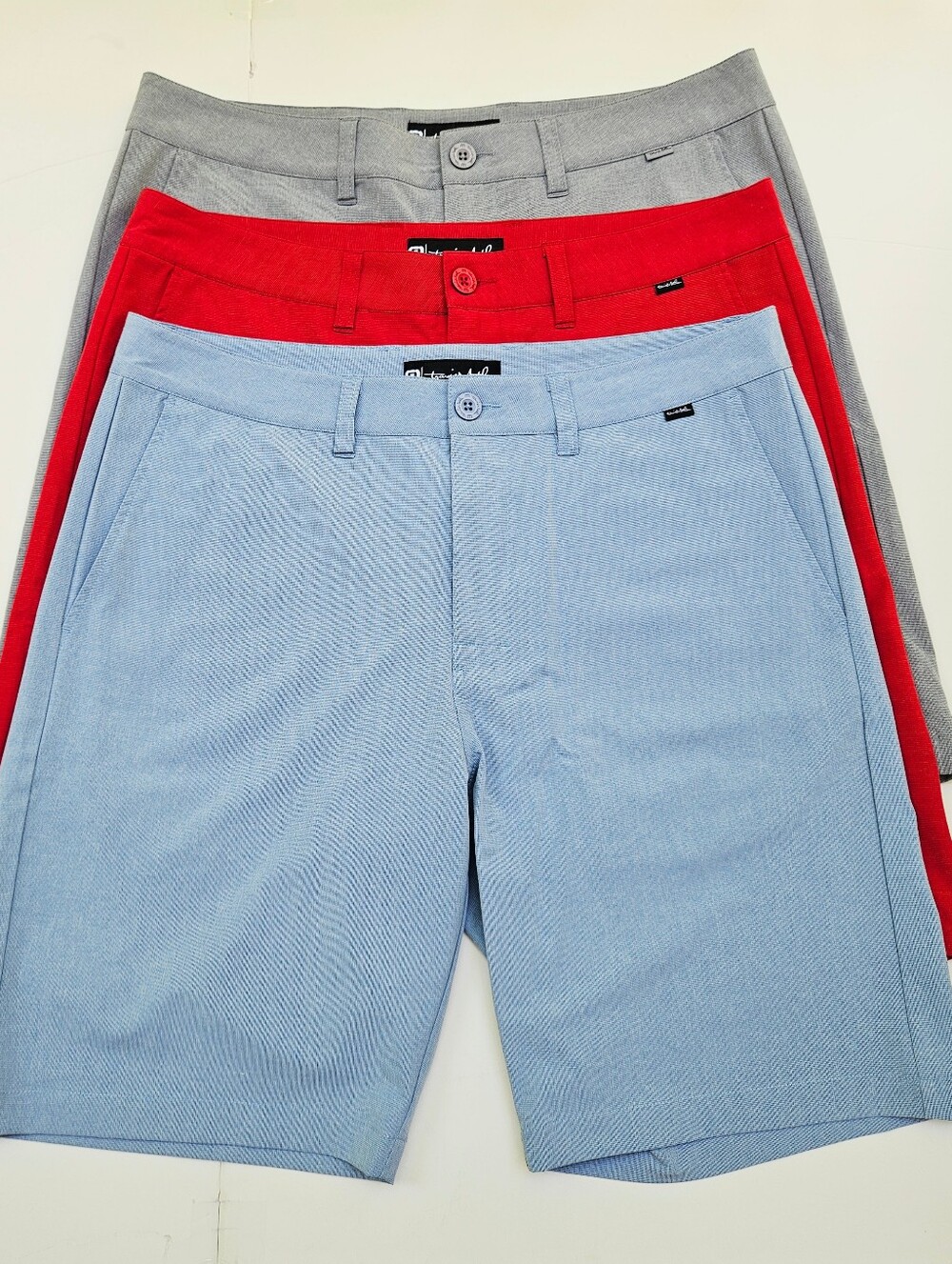TravisMathew Men's Golf Shorts Bundle Lot 3 Size 35 Gray Red Blue Stretch NWOT